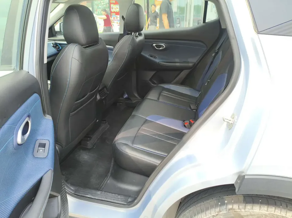 GAC Trumpchi GS3 Shadow Speed 270T Jinzhi Max 2025 — миниатюра 3