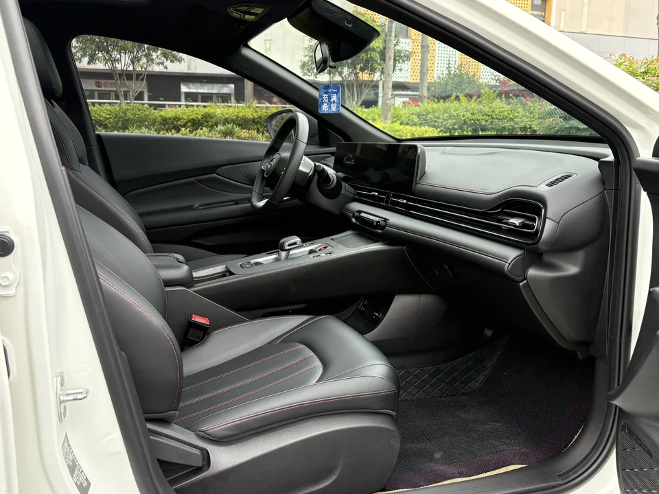 GAC Trumpchi Shadow Leopard 270T DCT J11 Edition 2023 — миниатюра 5