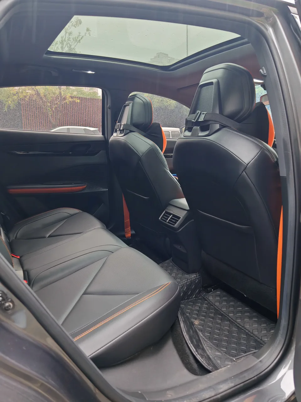 Changan UNI-V 1.5T exclusive model 2023 — миниатюра 3