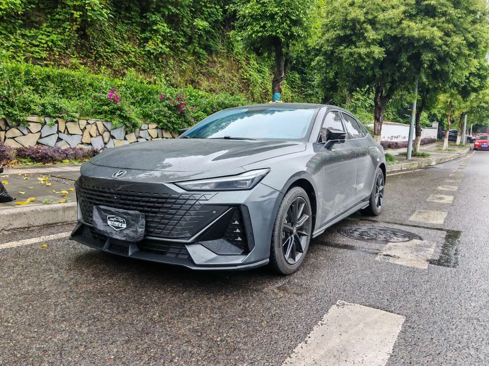 Changan UNI-V 2023