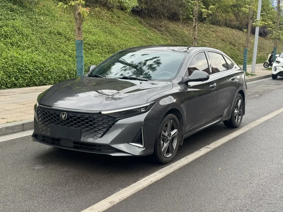 Changan Raeton PLUS Ruicheng PLUS 2023 Ruicheng PLUS 2023 1.5T DCT Premium Edition 2024 — фото 1, купить с доставкой в Москву