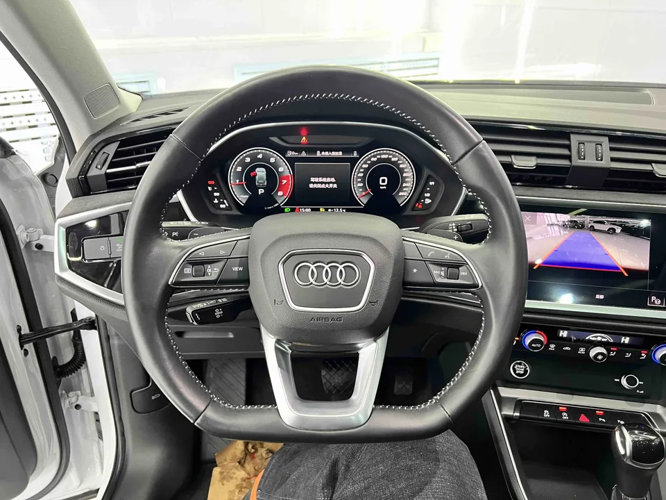 Audi Q3 Audi Q3 2022 35 TFSI Fashionable and Dynamic 2022 — миниатюра 5