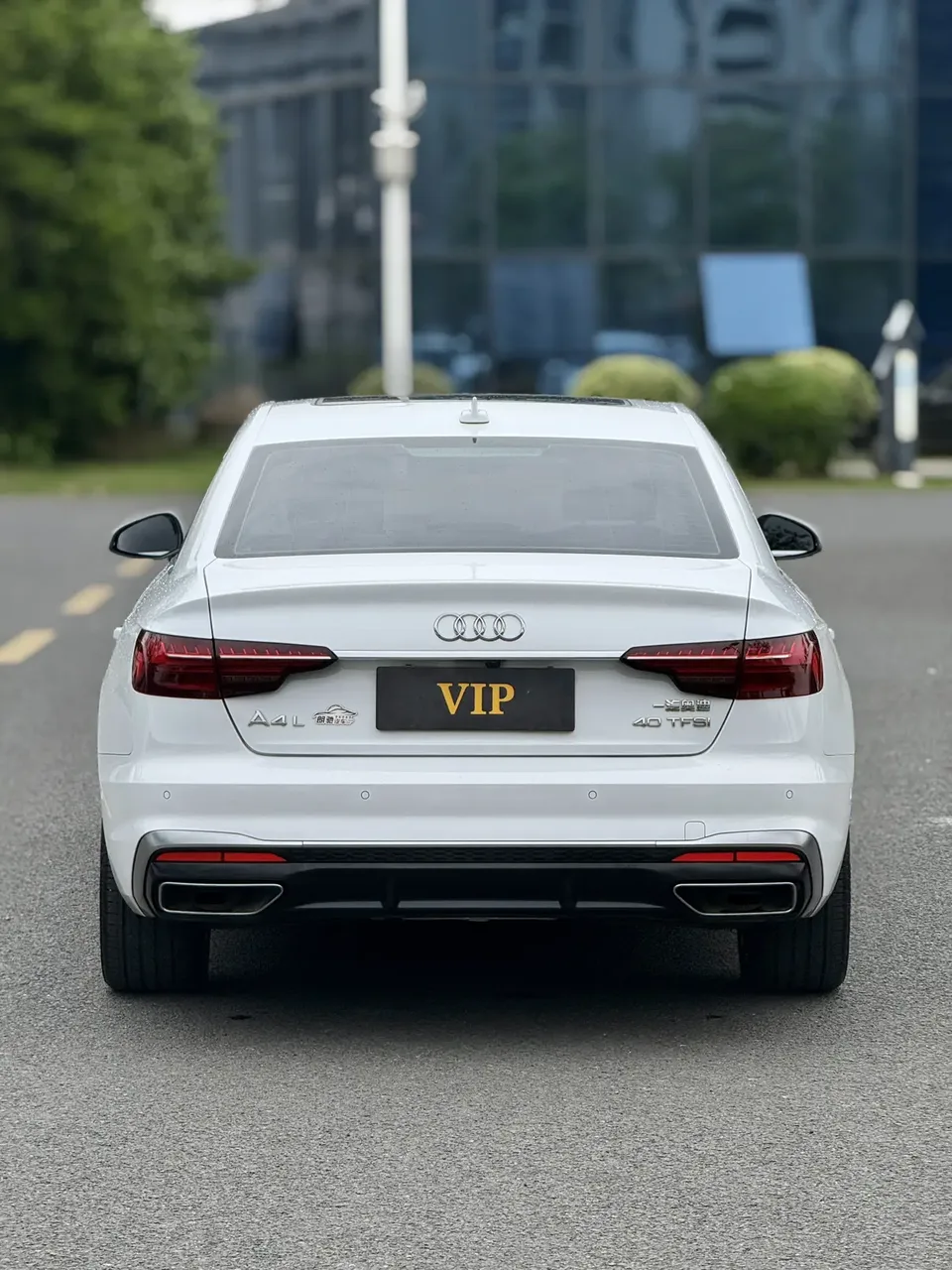 Audi a4 l Audi A4L 2022 40 TFSI luxury and dynamic model 2022 — миниатюра 2