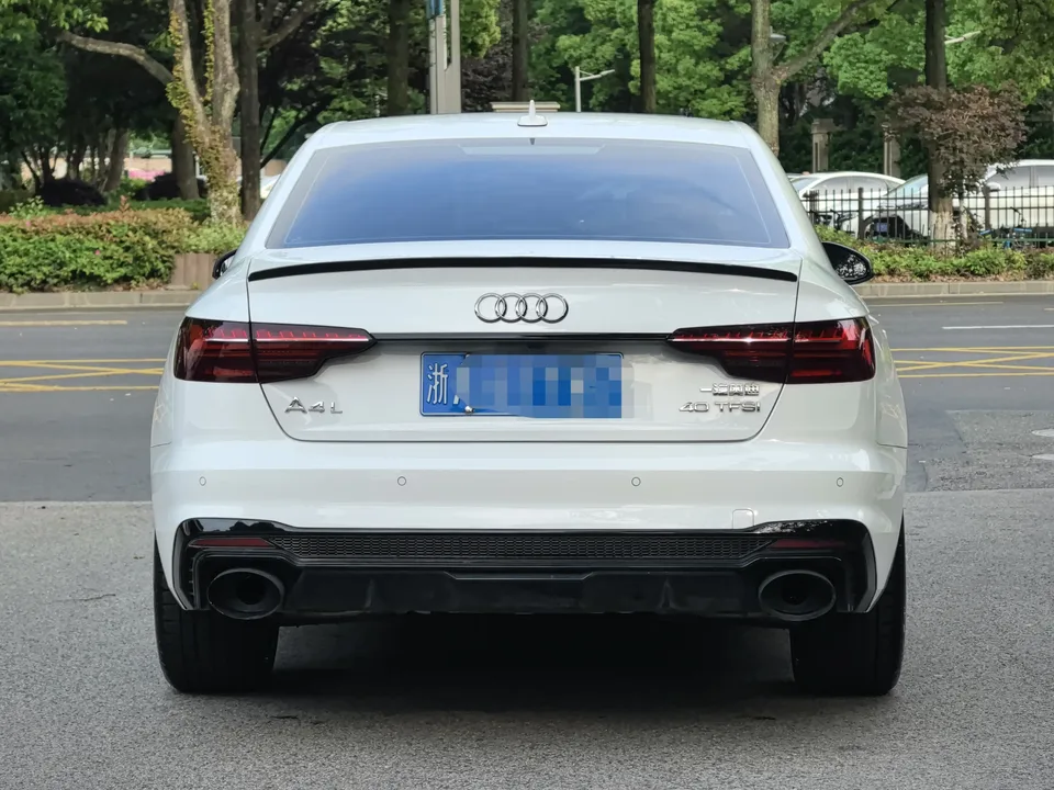 Audi a4 l Audi A4L 2024 40 TFSI luxury and dynamic model 2024 — миниатюра 2