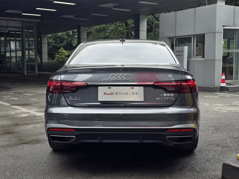 Audi a4 l Audi A4L 2022 40 TFSI Fashion Dynamic Edition 2023 — миниатюра 2