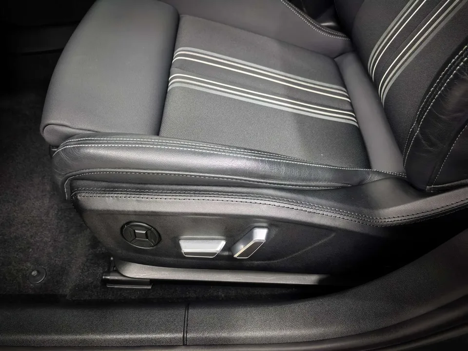 Audi A3 Sportback 35 TFSI stylish and sporty 2022 — миниатюра 3