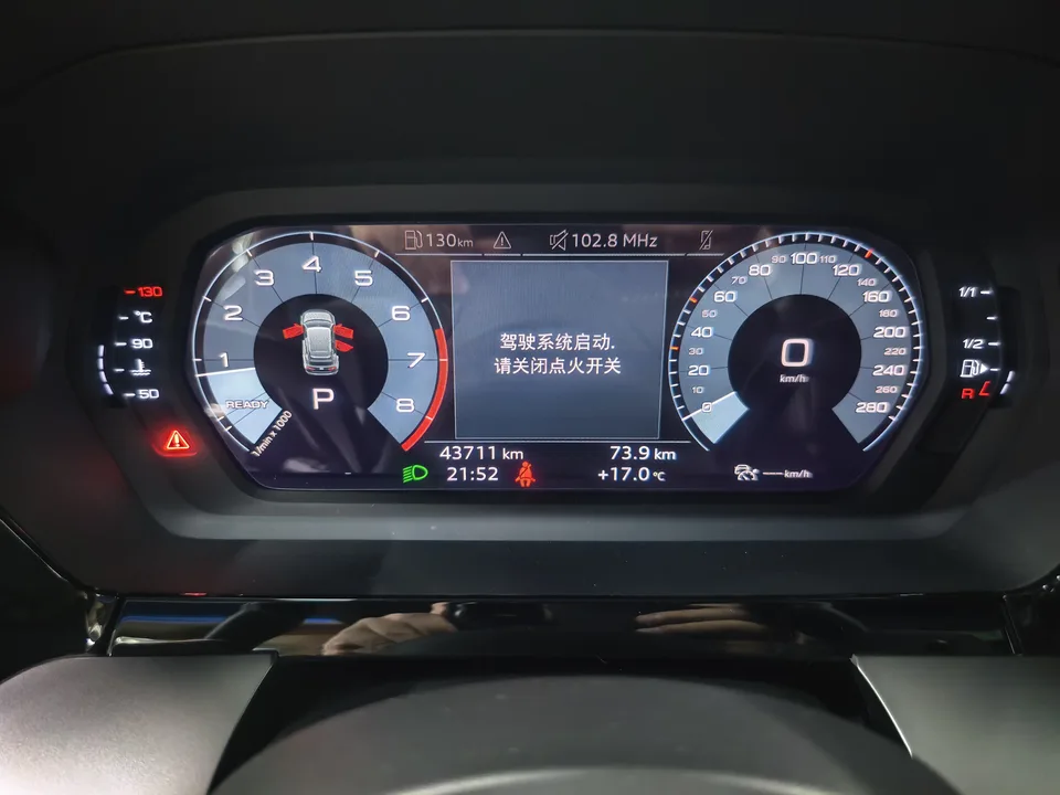 Audi A3 Sportback 35 TFSI stylish and sporty 2022 — миниатюра 5