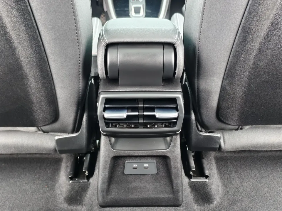 Audi A3 Audi A3 2023 A3L Limousine 35 TFSI facelift: stylish and sporty 2023 — thumbnail 3