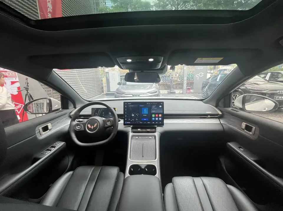 Wuling Starlight S EV 510km Pilot Edition 2024 — миниатюра 3