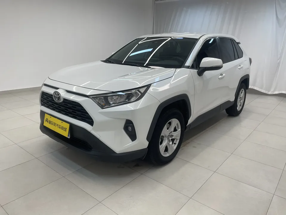 Toyota RAV4 2025