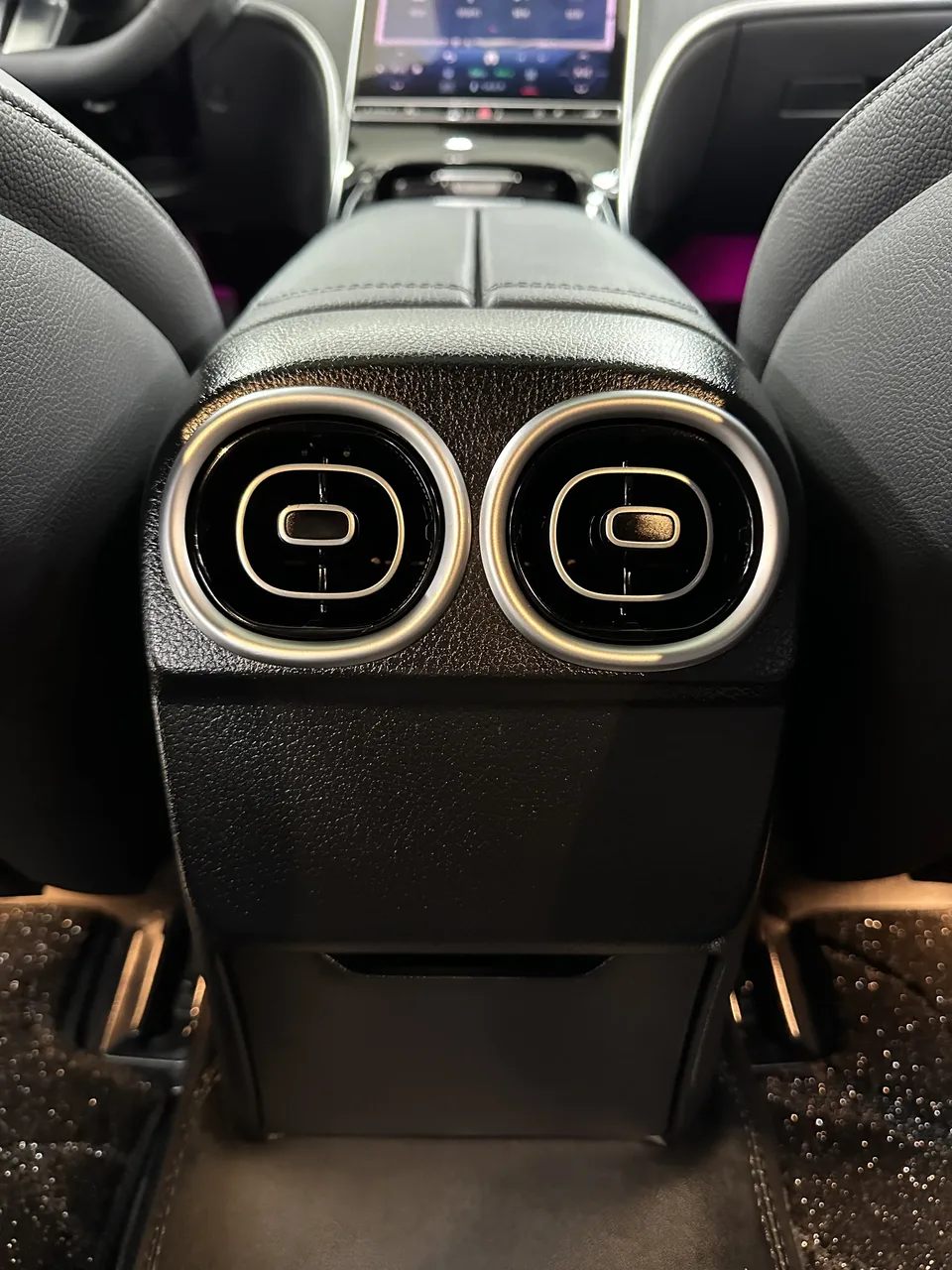 Mercedes-Benz C-Class Mercedes Benz C Class 2023 C 200 L Sport 2023 — thumbnail 4