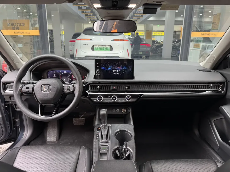 Honda CIVIC 2022 Civic 240TURBO CVT Dynamic Edition 2022 — миниатюра 4