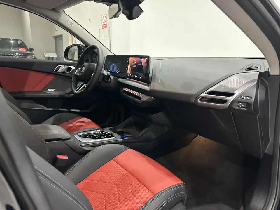 BMW 2 Series 2 Series 2025 225L M Sport Night Edition 2025 — thumbnail 3