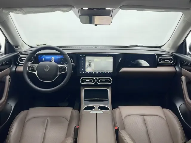 Leapmotor Zero running C11 500 Comfort Edition 2023 — миниатюра 2