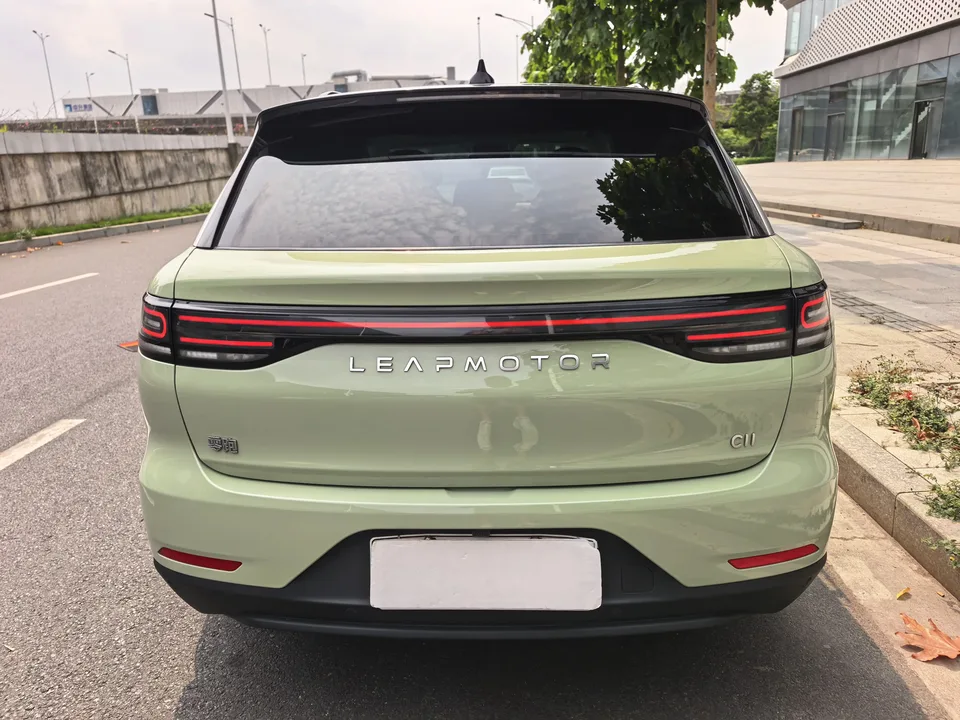 Leapmotor Zero running C11 Leapmoo C11 2021 luxury version ternary lithium battery 2022 — миниатюра 5