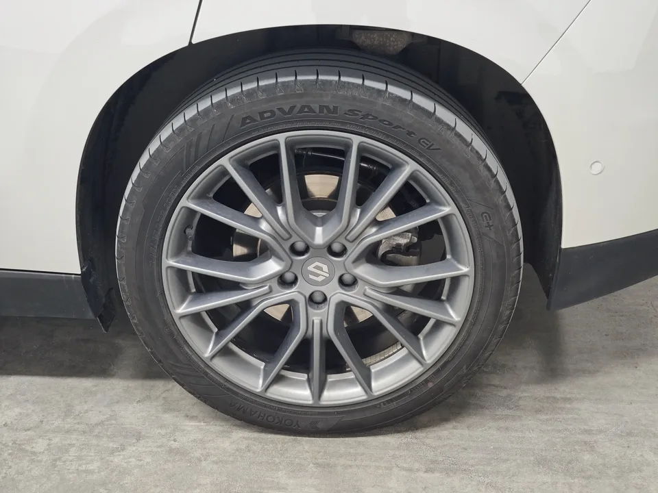 Leapmotor Zero running C10 Pure Electric 530 Smart Edition 2025 — миниатюра 2