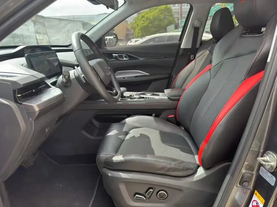 Oshan Changan Auchan Z6 Blue Whale 1.5T DCT Smart Navigation Model 2023 — миниатюра 5