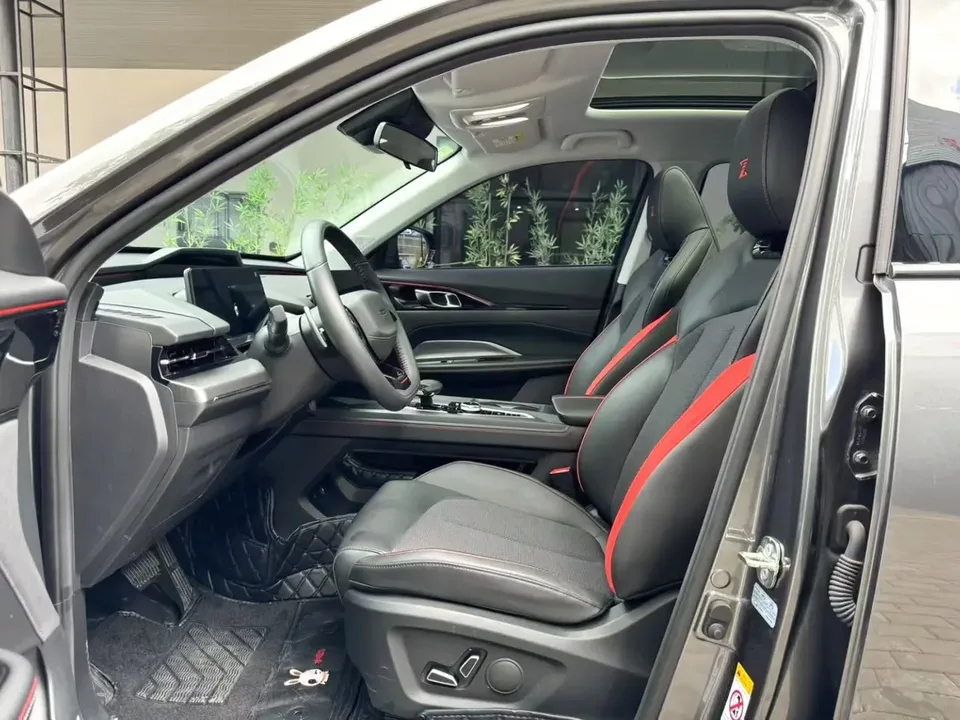 Oshan Changan Auchan Z6 Blue Whale 1.5T DCT smart model 2023 — миниатюра 5