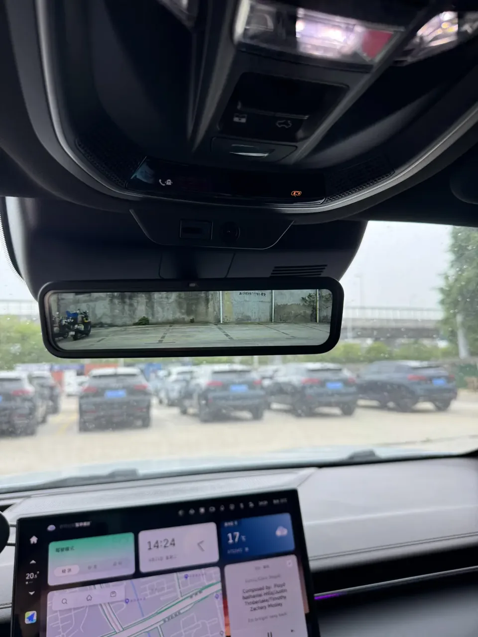 WEY Mocha 2.0T two-wheel drive special version 2022 — миниатюра 5