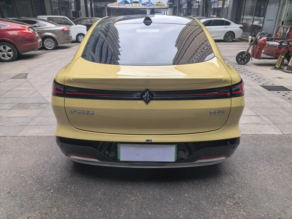 Baojun Enjoy PHEV 140km Luxury Edition 2025 — миниатюра 2