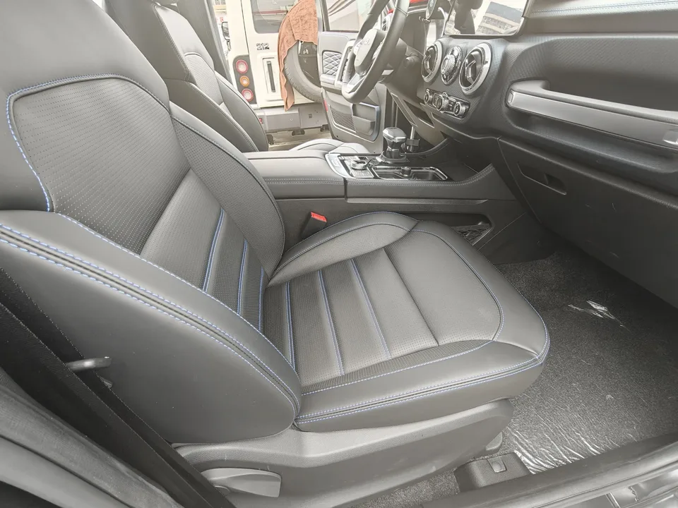 BAIC Beijing Off-road BJ40 2.0D Automatic 4WD Blade Hero Glory Edition 2024 — миниатюра 3