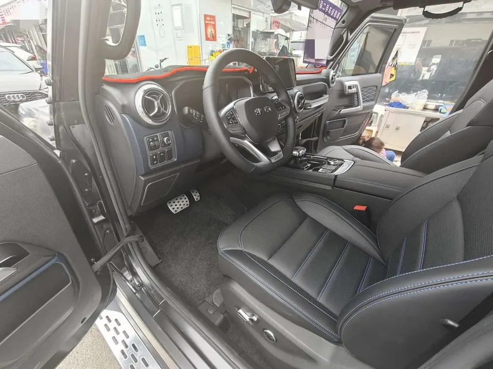 BAIC Beijing Off-road BJ40 2.0D Automatic 4WD Blade Hero Glory Edition 2024 — миниатюра 5
