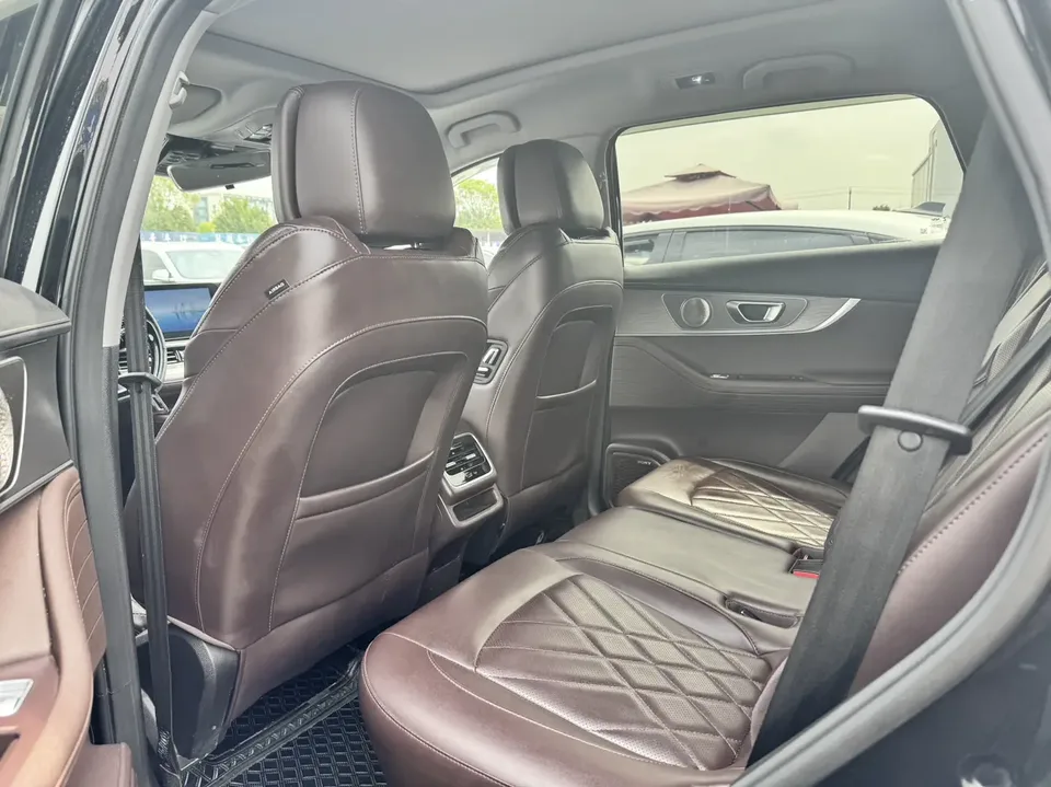 Chery Tiggo 8 Pro Tiggo 8 PRO 2024 Champion Edition 390T Four-wheel drive peak version 7 seats 2024 — миниатюра 3