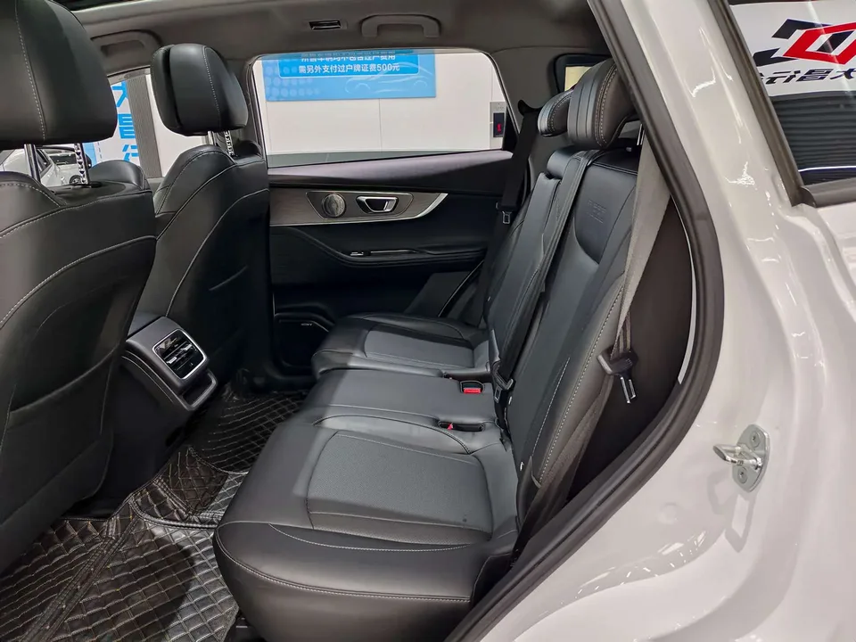 Chery Tiggo 8 Pro 290T 2WD Sky Edition 7 Seaters 2023 — миниатюра 3