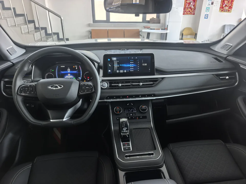 Chery Tiggo 8 Tiggo 8 2025 Excellence Edition 230TCI Automatic Luxury Edition 2025 — миниатюра 3