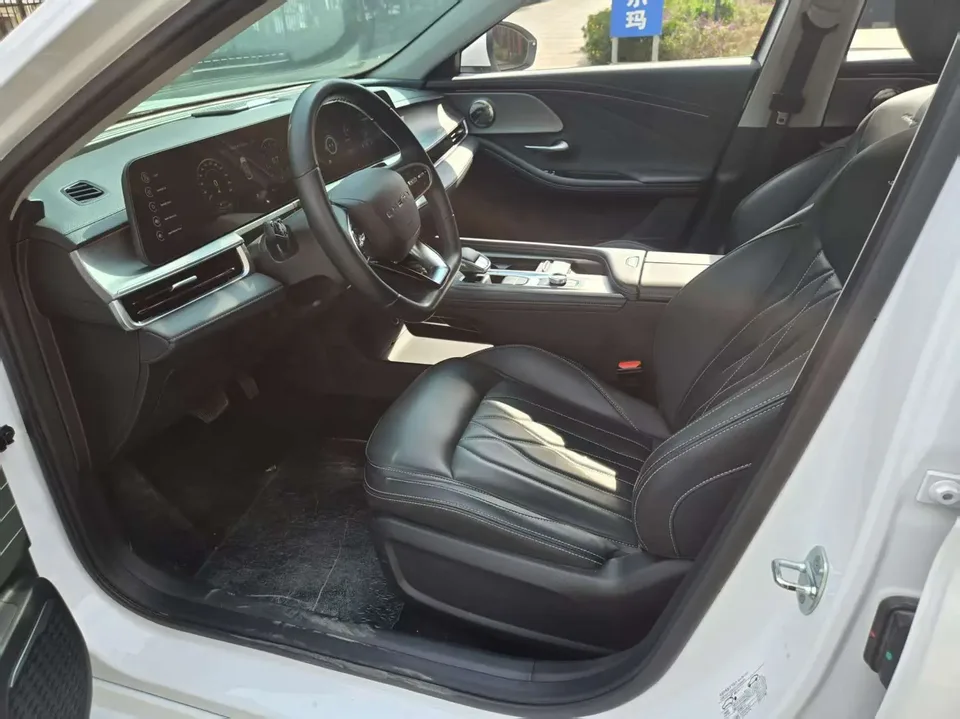 Chery Arrizo 8 1.6TGDI DCT Intelligent 2024 — миниатюра 5