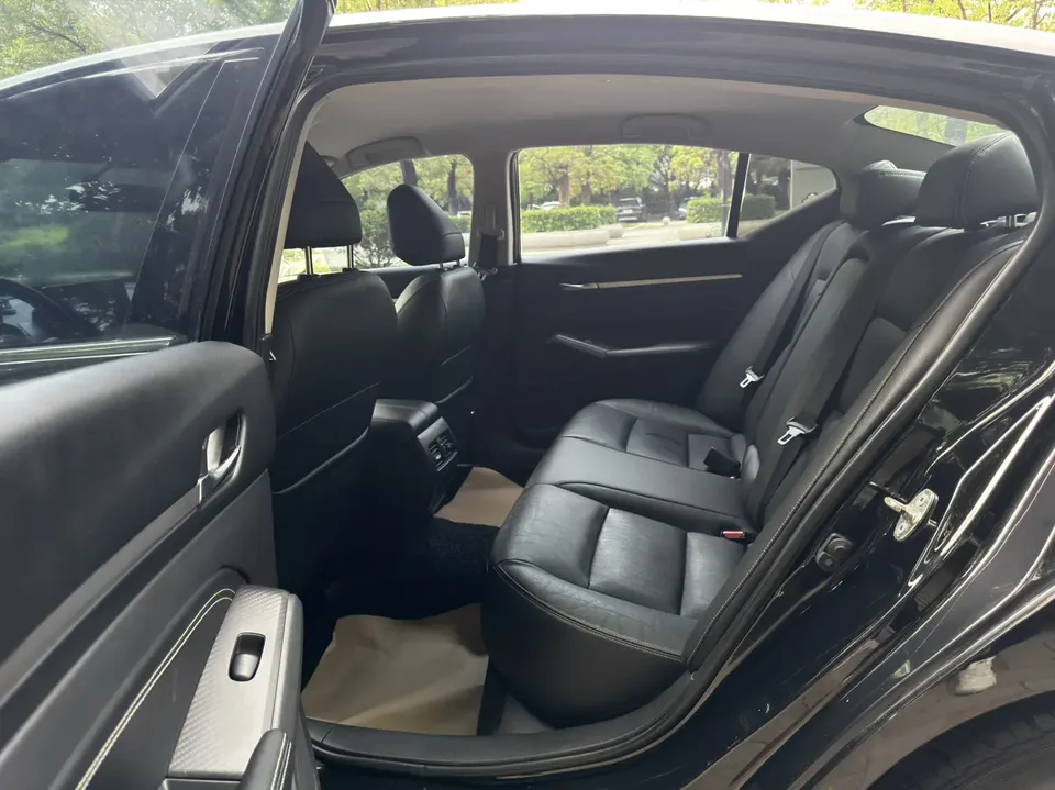 Nissan Altima Teana 2021 2.0L XE Exclusive Edition 2022 — миниатюра 4