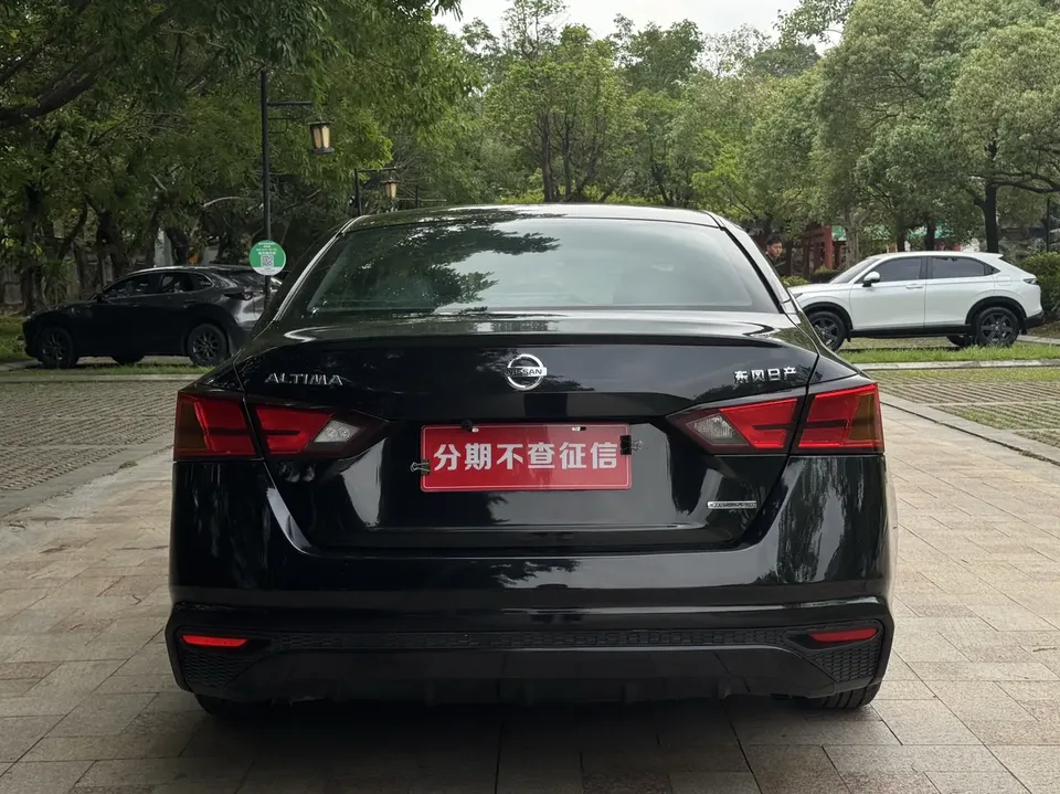 Nissan Altima Teana 2021 2.0L XE Exclusive Edition 2022 — миниатюра 5