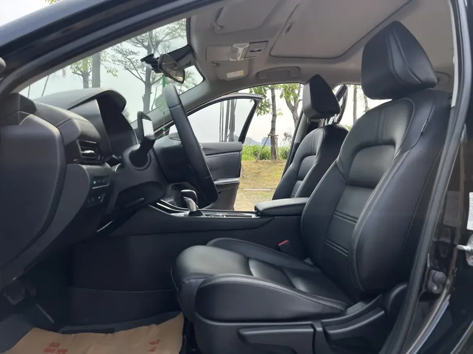 Nissan Sylphy Sylphy 2022 Sylphy 2022 1.6L XL CVT Enjoy Edition 2022 — thumbnail 4