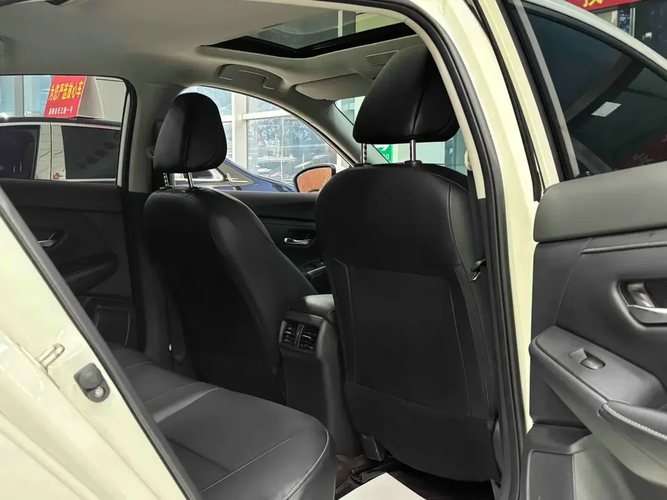 Nissan Sylphy Sylphy 2022 Sylphy 2022 1.6L XL CVT Enjoy Edition 2023 — thumbnail 5