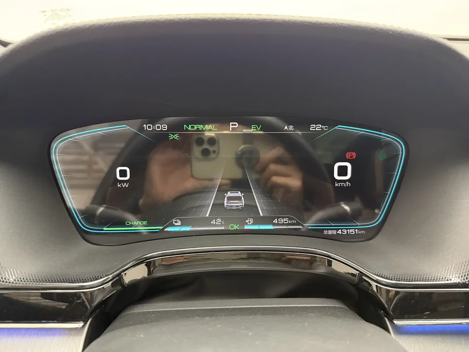 BYD Tang DM DM-i 1.5T 112KM Premium Edition 2023 — миниатюра 4