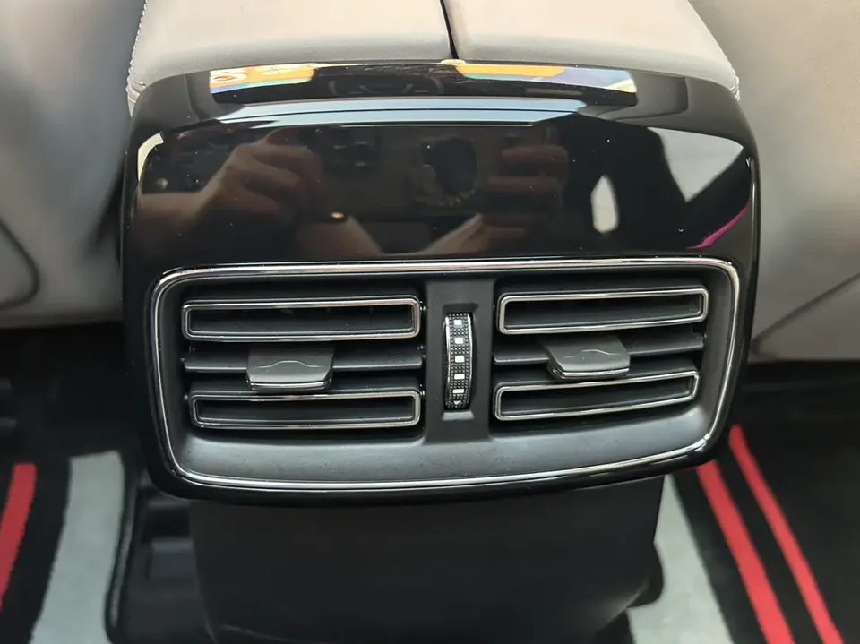 BYD Tang DM Intelligent Driving Edition DM-i 115KM Flagship Model 2025 — миниатюра 4
