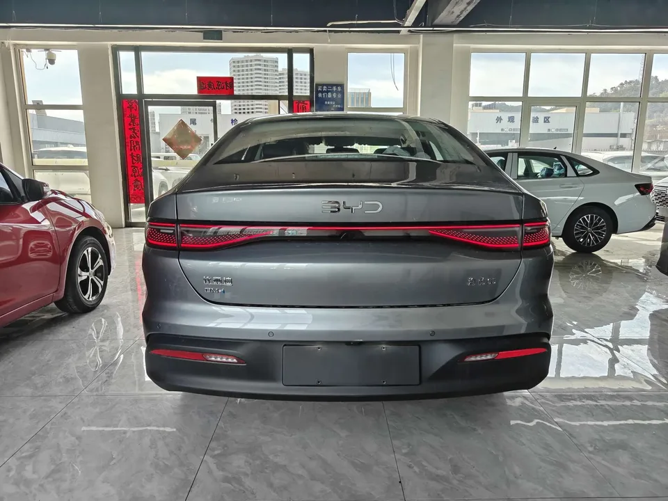 BYD Seal 05DM Seal 05DM 2026 DM-i 128KM Luxury Edition 2026 — миниатюра 2