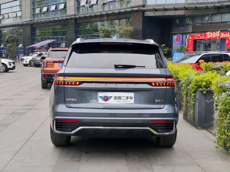 Geely Monjaro 2.0TD DCT EVO 2WD Premium Edition 2023 — миниатюра 2