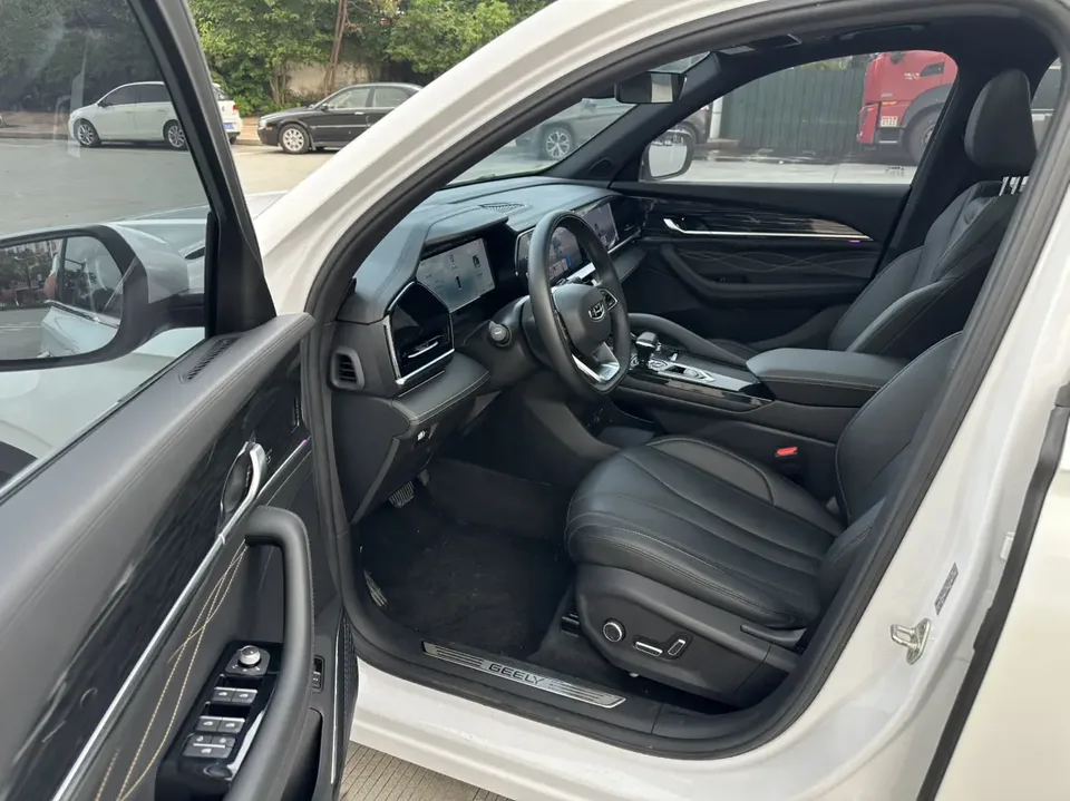 Geely Monjaro Xingyue L 2024 2.0TD DCT EVO 2WD Changfeng Edition 2024 — thumbnail 5