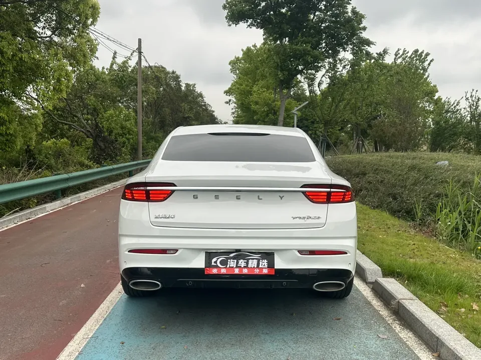 Geely Preface Xing Rui 2021 2.0T premium model 2022 — thumbnail 2