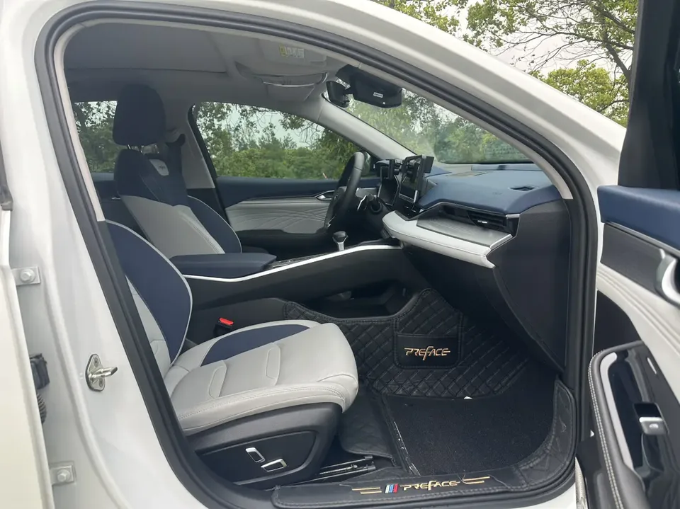 Geely Preface Xing Rui 2021 2.0T premium model 2022 — thumbnail 5