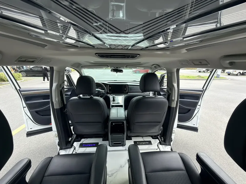 GAC Trumpchi M8 Trumpchi M8 2023 Trumpchi M8 2023 Lingxiu Series 390T Deluxe Edition 2023 — thumbnail 3