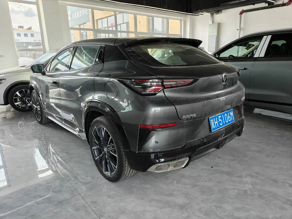 Changan UNI-T Second Generation 1.5T Premium Edition 2026 — миниатюра 4