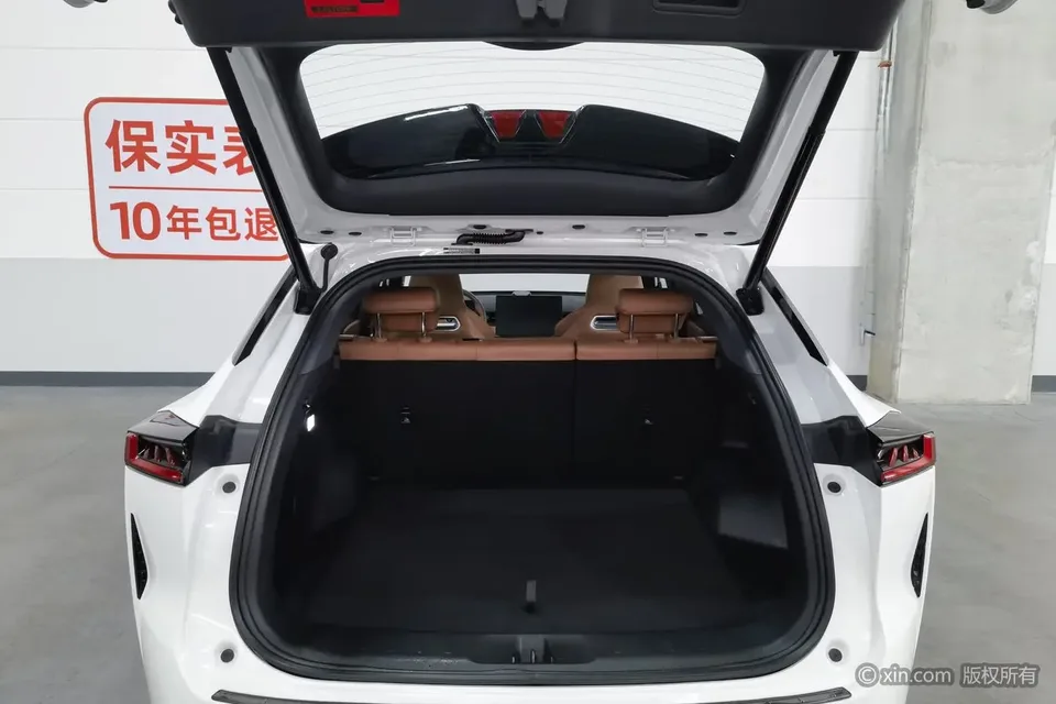 Changan Uni-Z Changan UNI-Z 2025 1.5T DCT Luxury Edition 2025 — миниатюра 5