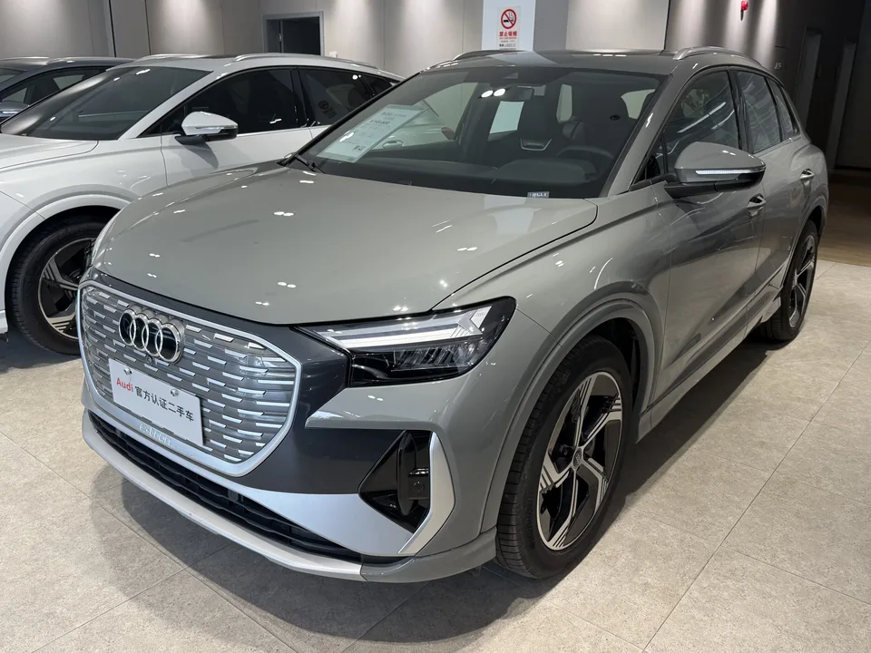 Audi Q4 e-tron 2025