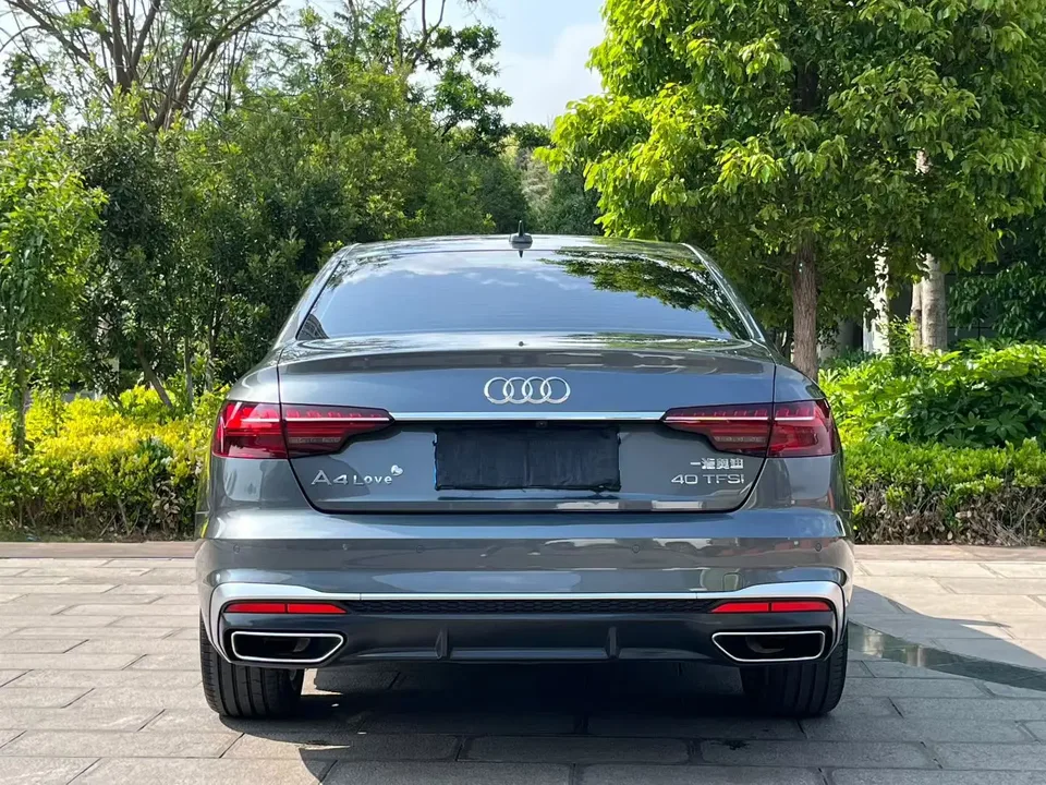 Audi a4 l A4L 2022 Audi A4L 2022 40 TFSI Fashionable and Elegant 2022 — thumbnail 2