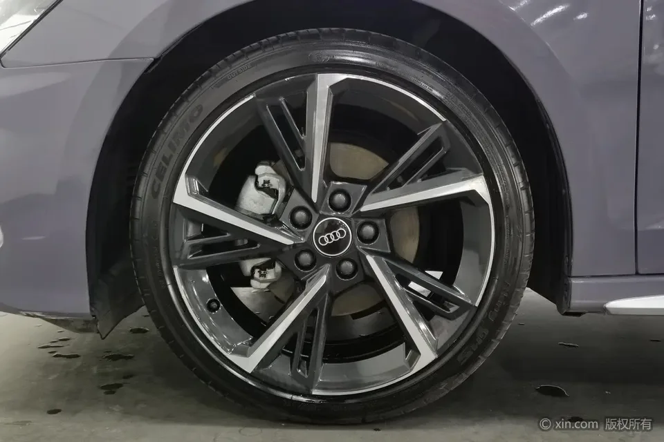 Audi A3 Sportback 35 TFSI stylish and sporty 2023 — миниатюра 5