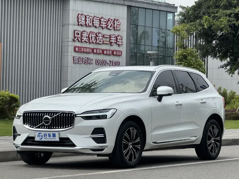 Volvo XC60 2022