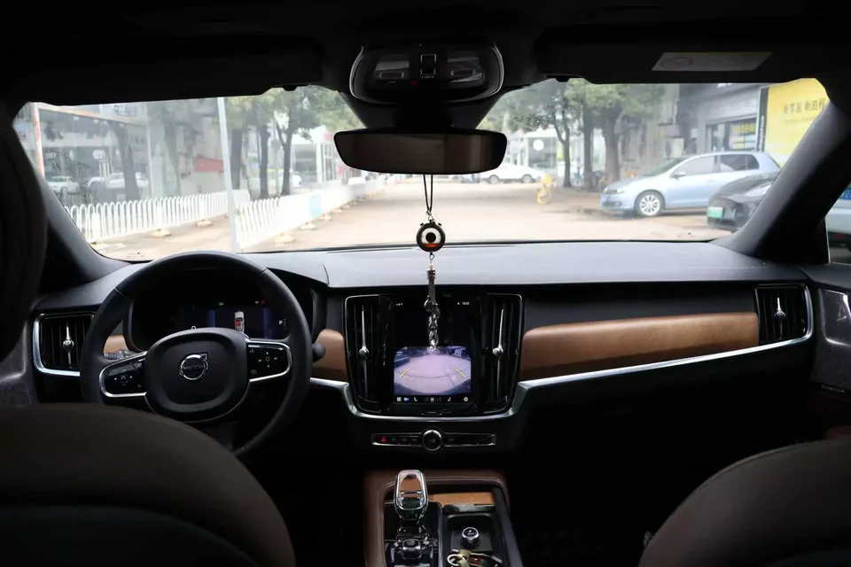 Volvo S90 Volvo S90 2023 B5 Zhiyi Deluxe Edition 2023 — миниатюра 5