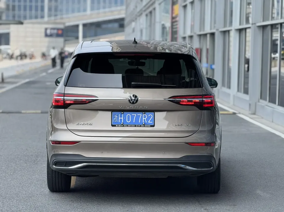 Volkswagen Weiran 330TSI Deluxe Edition 2022 — миниатюра 4